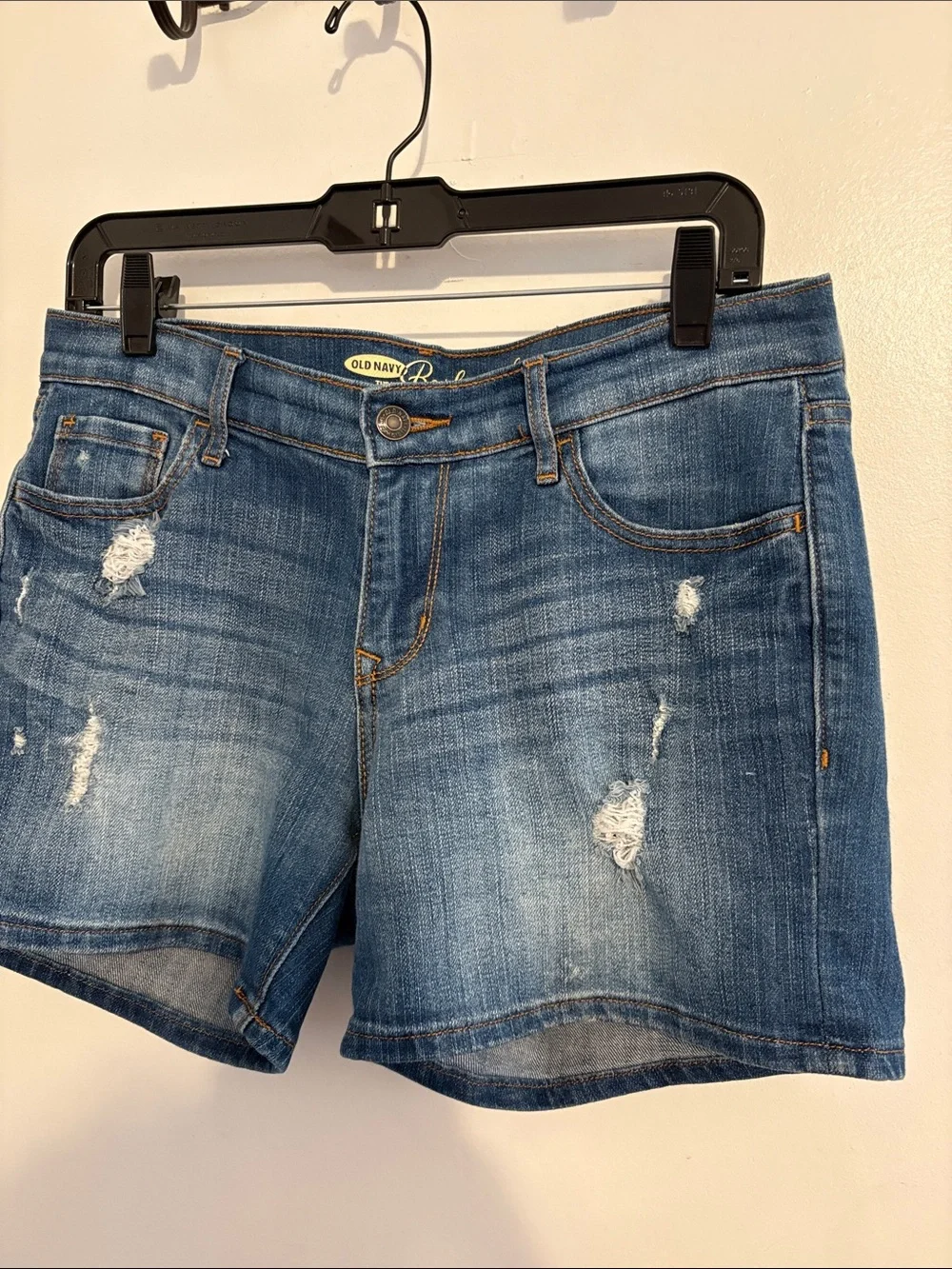 Old Navy Mid Rise Boyfriend Denim Shorts 4